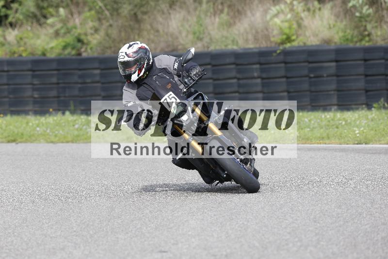 /53 16.09.2025 Track Day Domi Aegerter ADR/Gruppe gruen/75